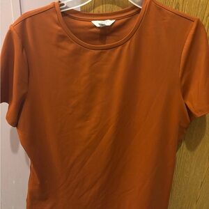 Time and Tru Rust Short Sleeve Tee